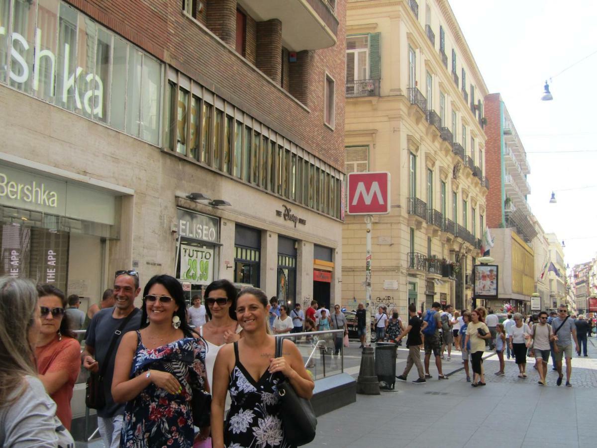 casa vacanze la fenice Nápoles Exterior foto